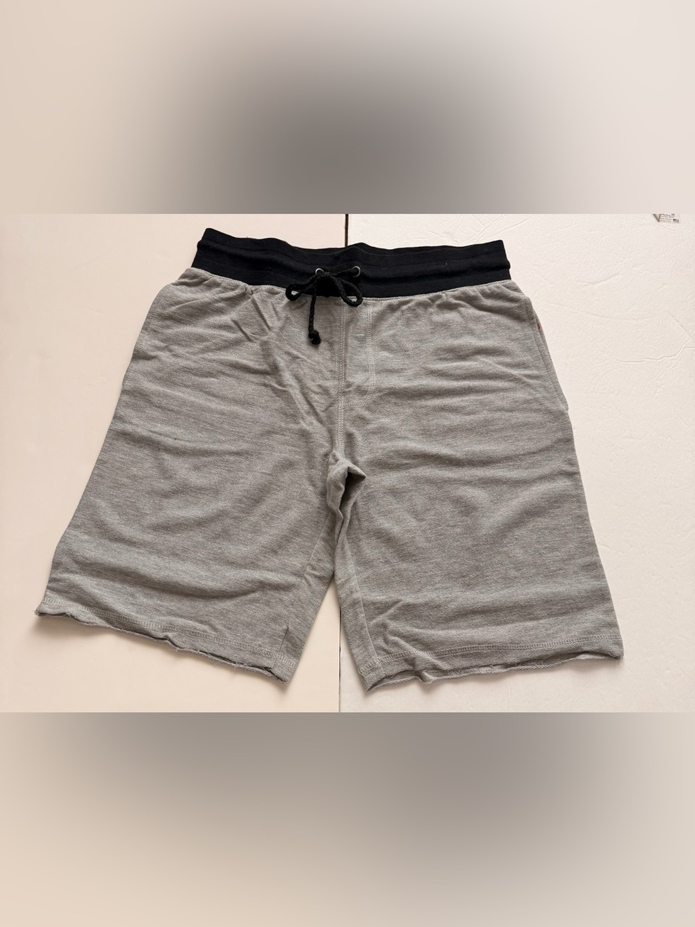 Top Drawer Gray Sweat Shorts Men’s S Black Waist Drawstring Pockets